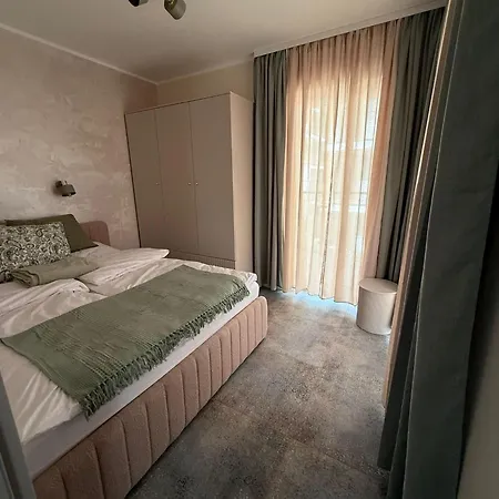 Baltic E5 Z Basenem Apartment *